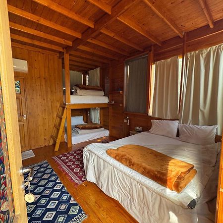 Northern Lake Lodge Izbat Ilyas Buitenkant foto