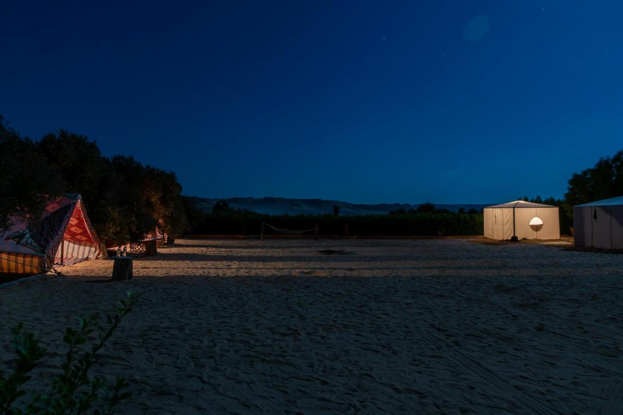Northern Lake Lodge Izbat Ilyas Buitenkant foto