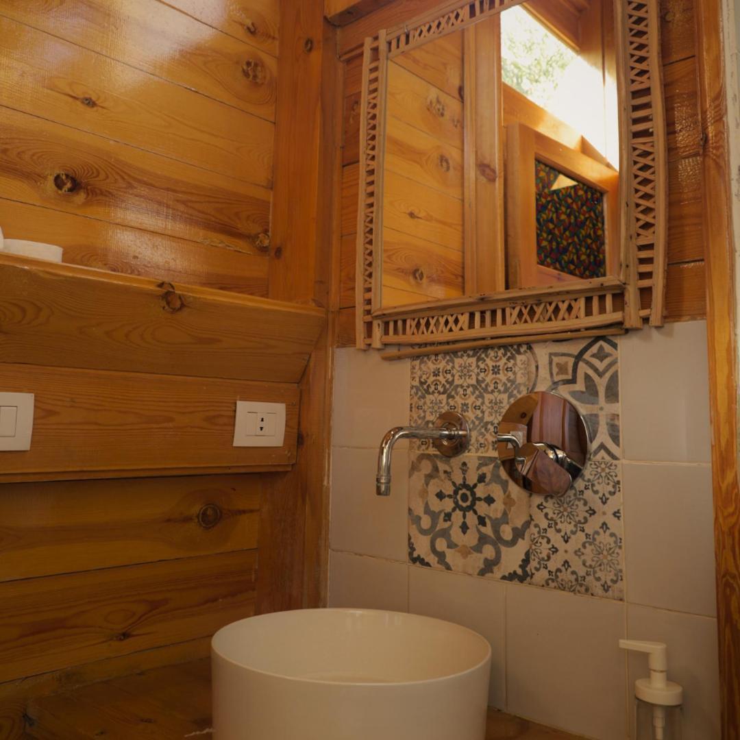 Northern Lake Lodge Izbat Ilyas Buitenkant foto
