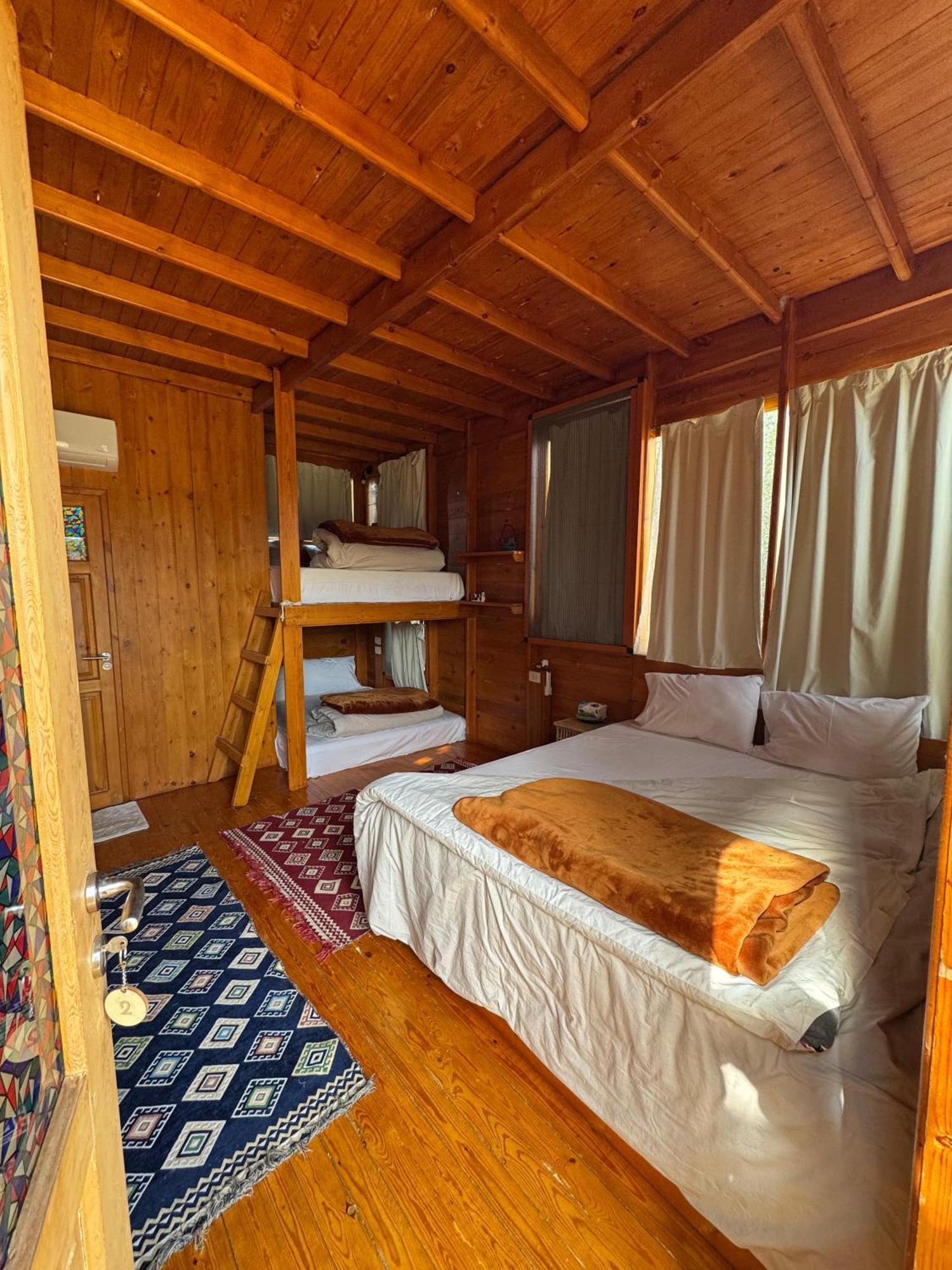 Northern Lake Lodge Izbat Ilyas Buitenkant foto